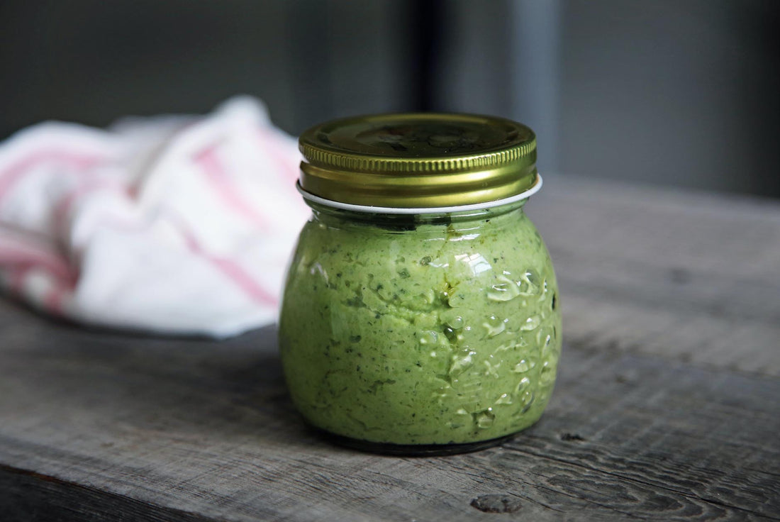 Le pesto est-il sain ? Types, ingrédients, éléments nutritifs et recette